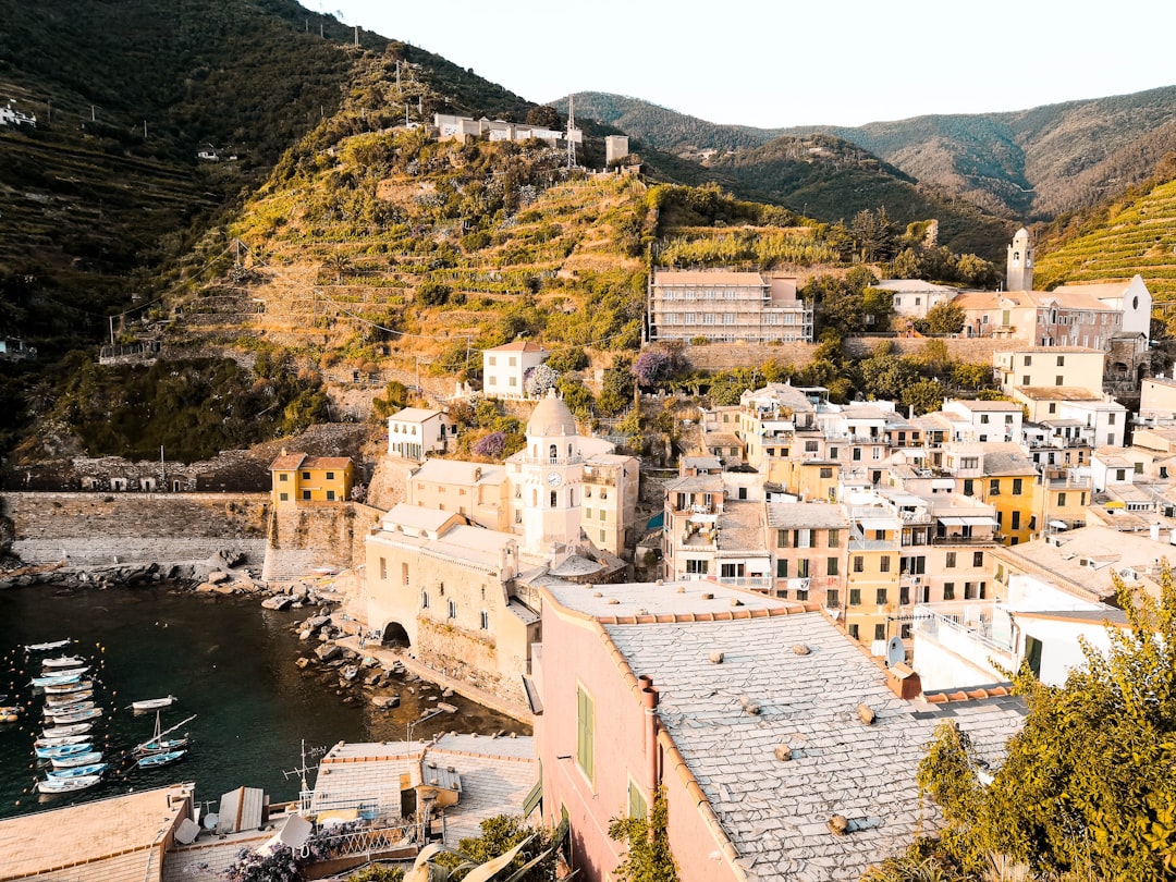 The Thrill of Outdoor Adventures: Embracing Nature and Travel